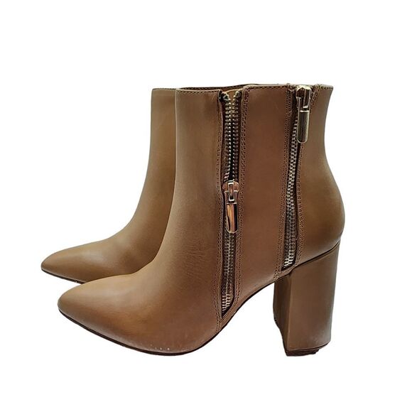 Fergie Women's Enigma Leather Block Heel Ankle Boots - 6M - Picture 2 of 8